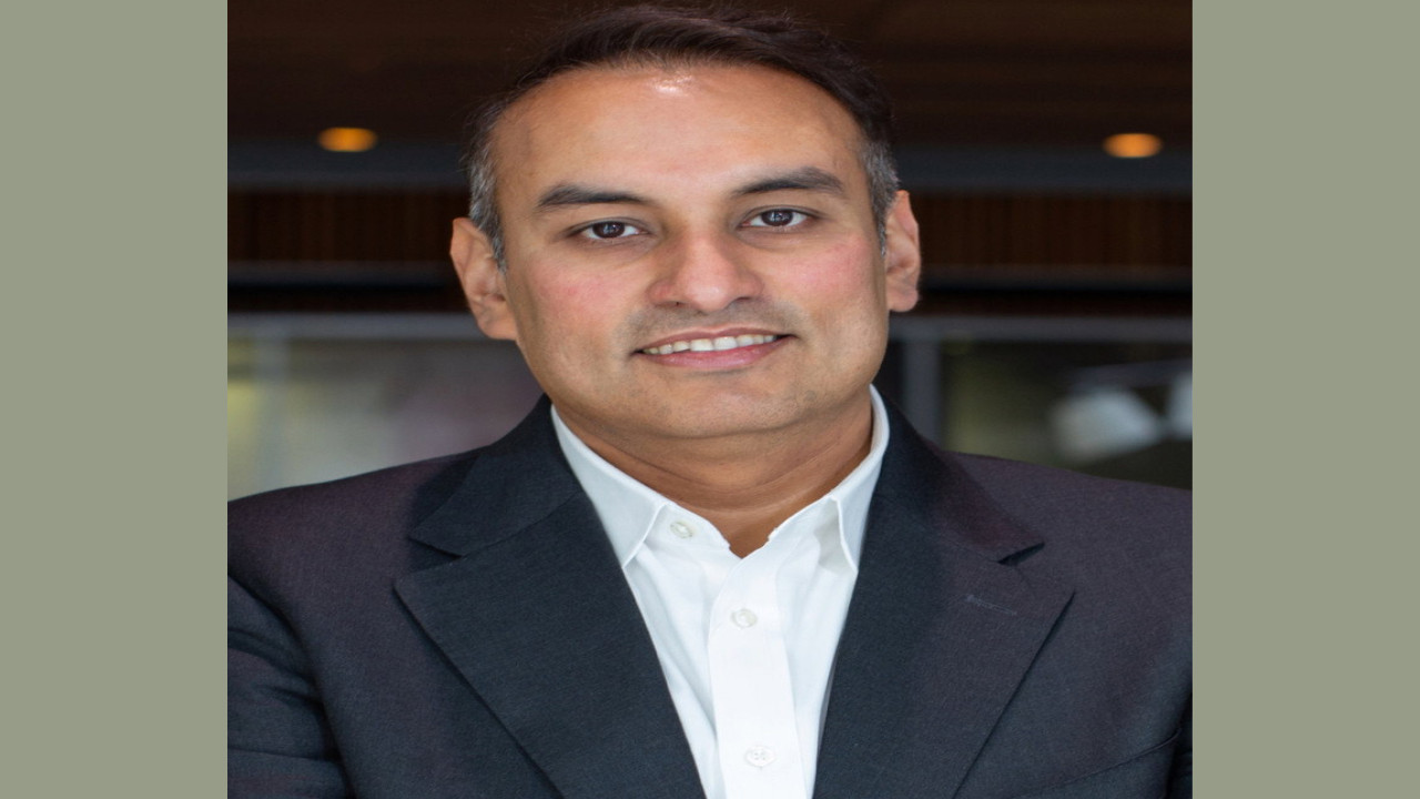 Namit Malhotra (Productor)