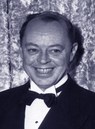 Sam Comer (Técnico)