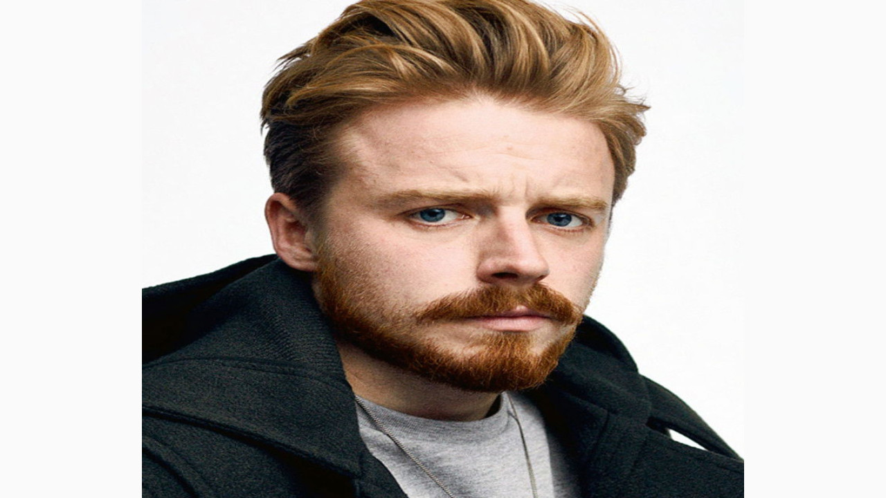 Jack Lowden (Actor)