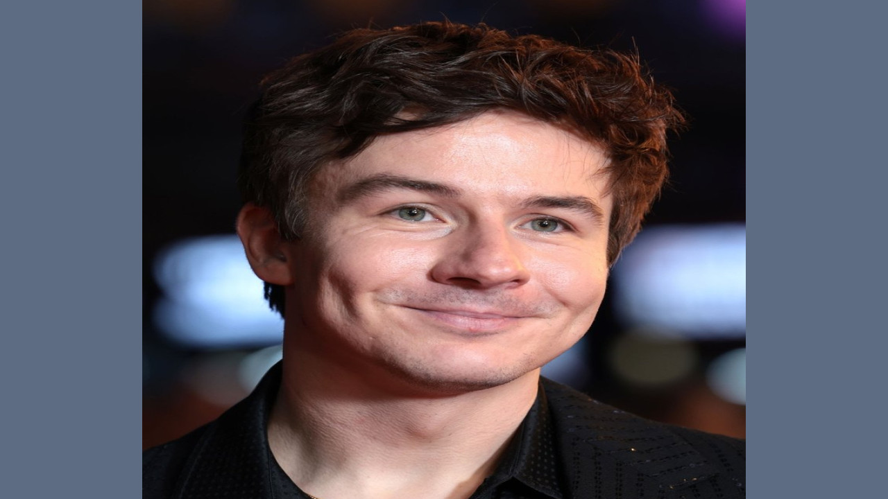 Scott Chambers (Actor)