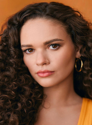 Madison Pettis (Actriz)