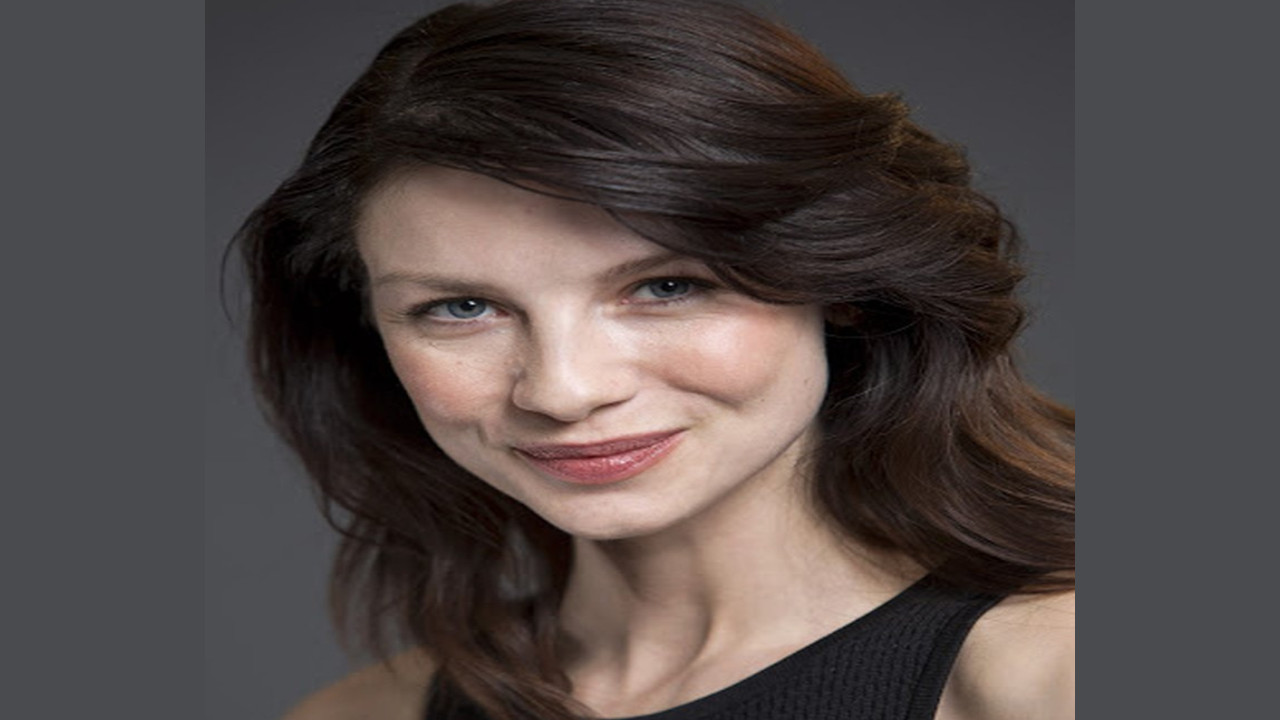 Caitríona Balfe (Actriz)