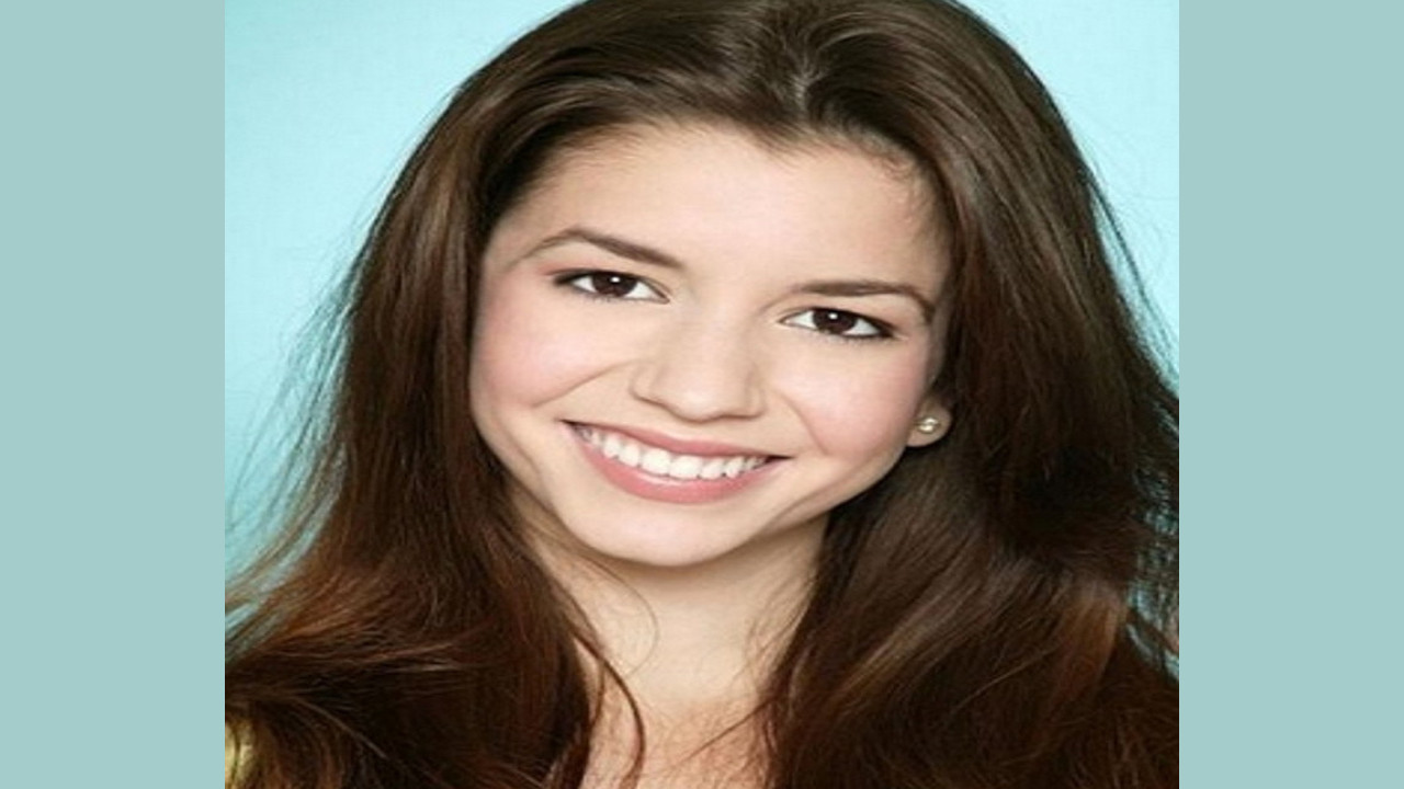 Masiela Lusha (Actriz)
