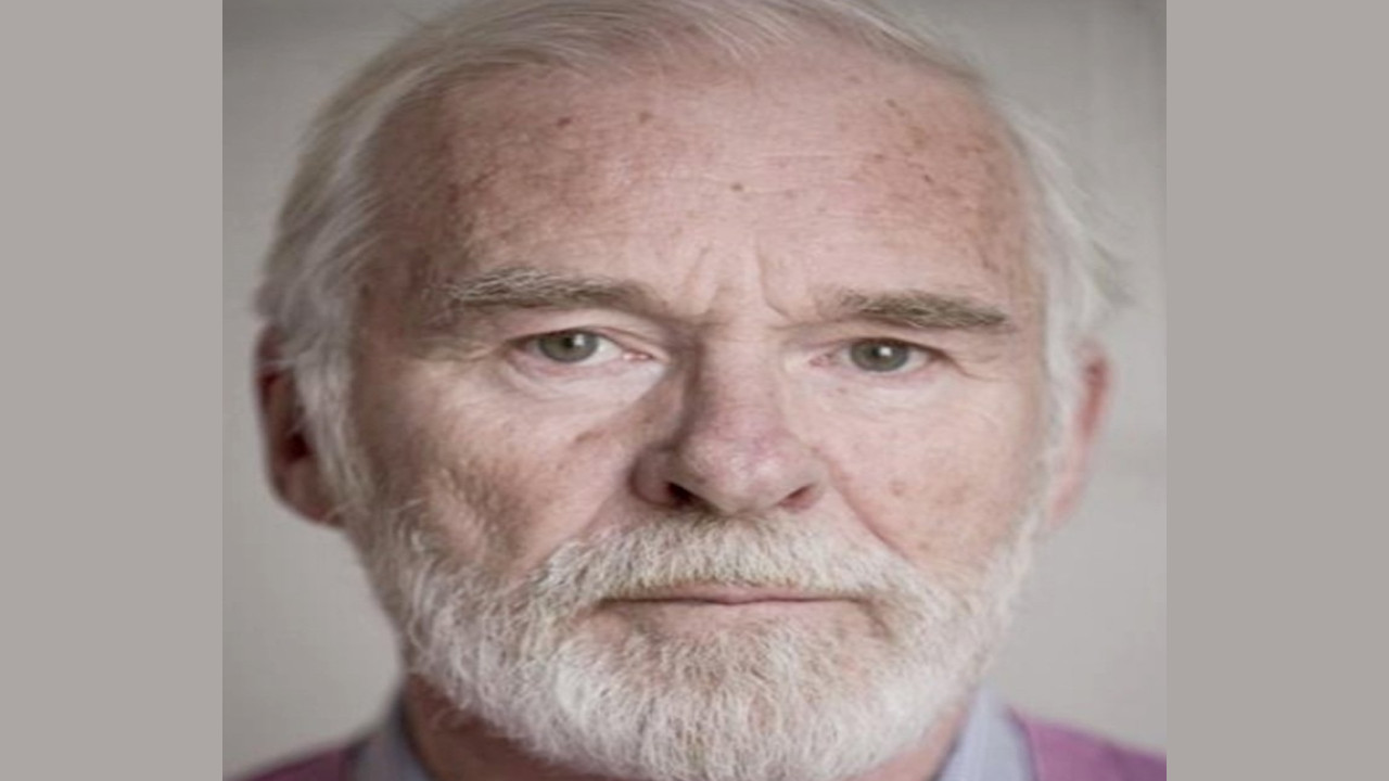 Ian McElhinney (Actor)