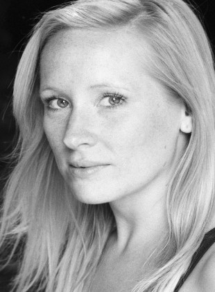 Martha Howe-Douglas (Actriz)