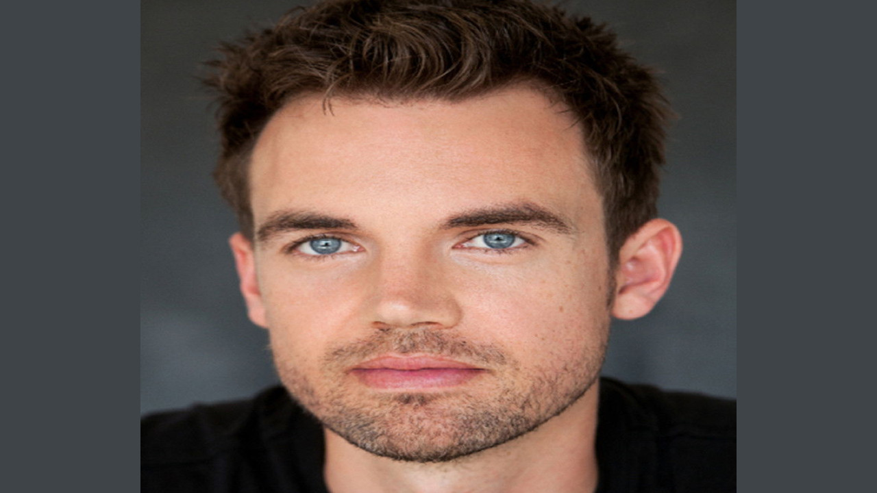 Tyler Hilton (Actor)