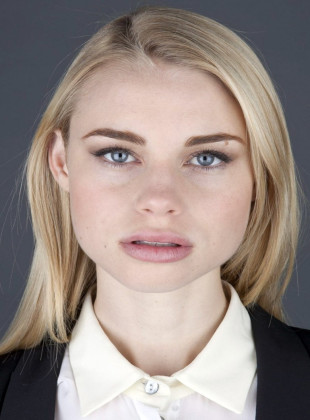 Lucy Fry (Actriz)