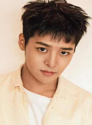 Ryeo Un (Actor)