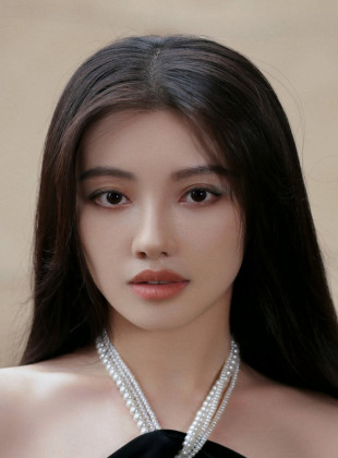 Herun Wang (Actriz)