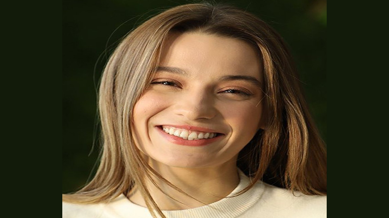 Sümeyye Aydoğan (Actriz)