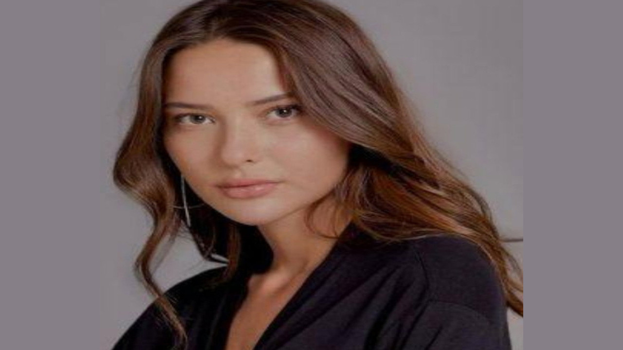 Elçin Zehra İrem (Actriz)