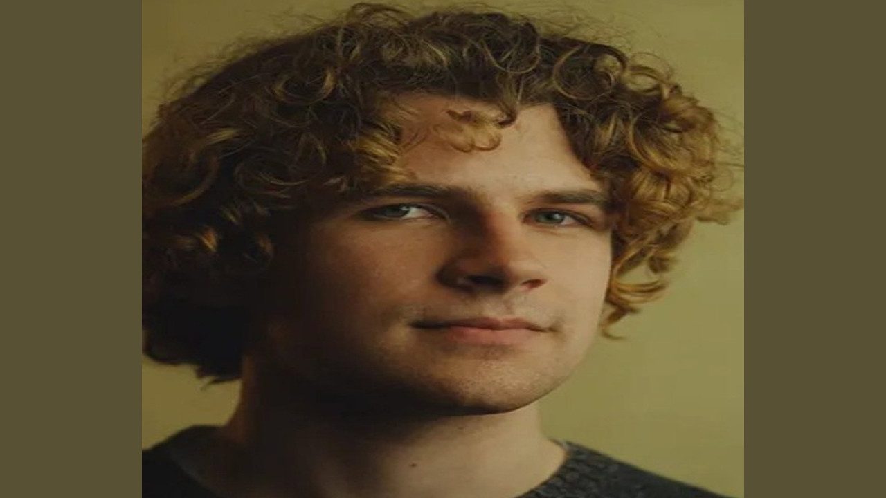 Kane Parsons (Director)