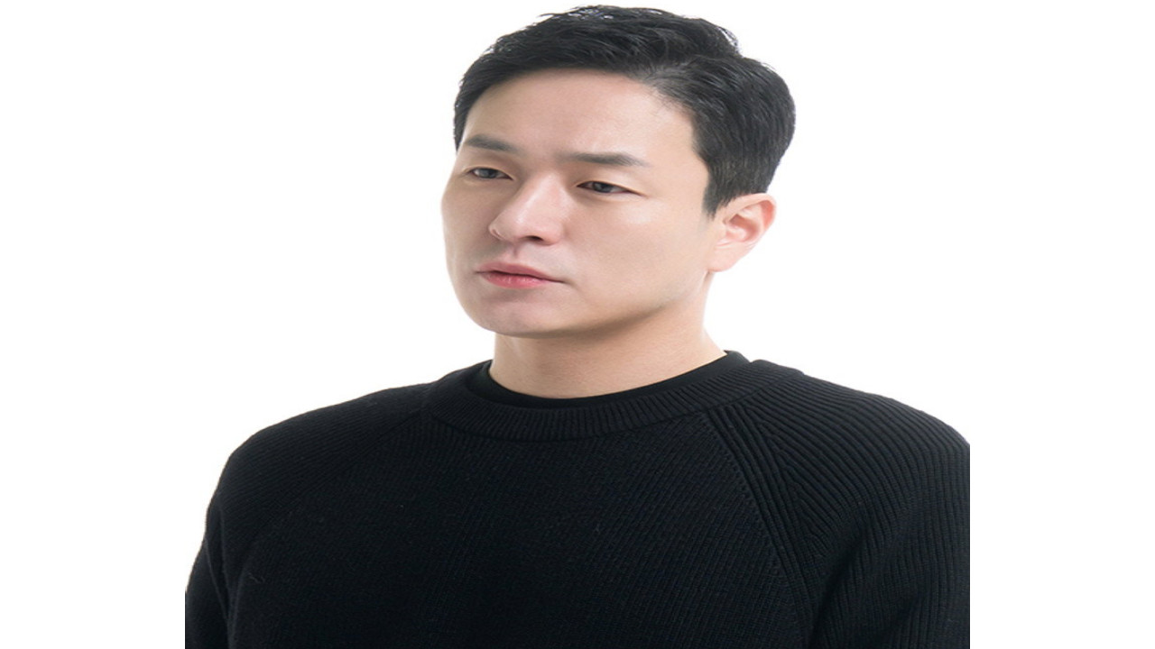 Lee Byung-heon (Director)