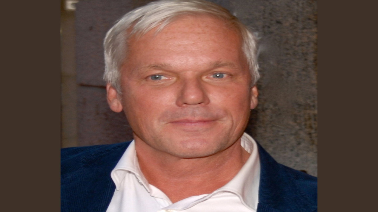 Kjell Sundvall (Director)