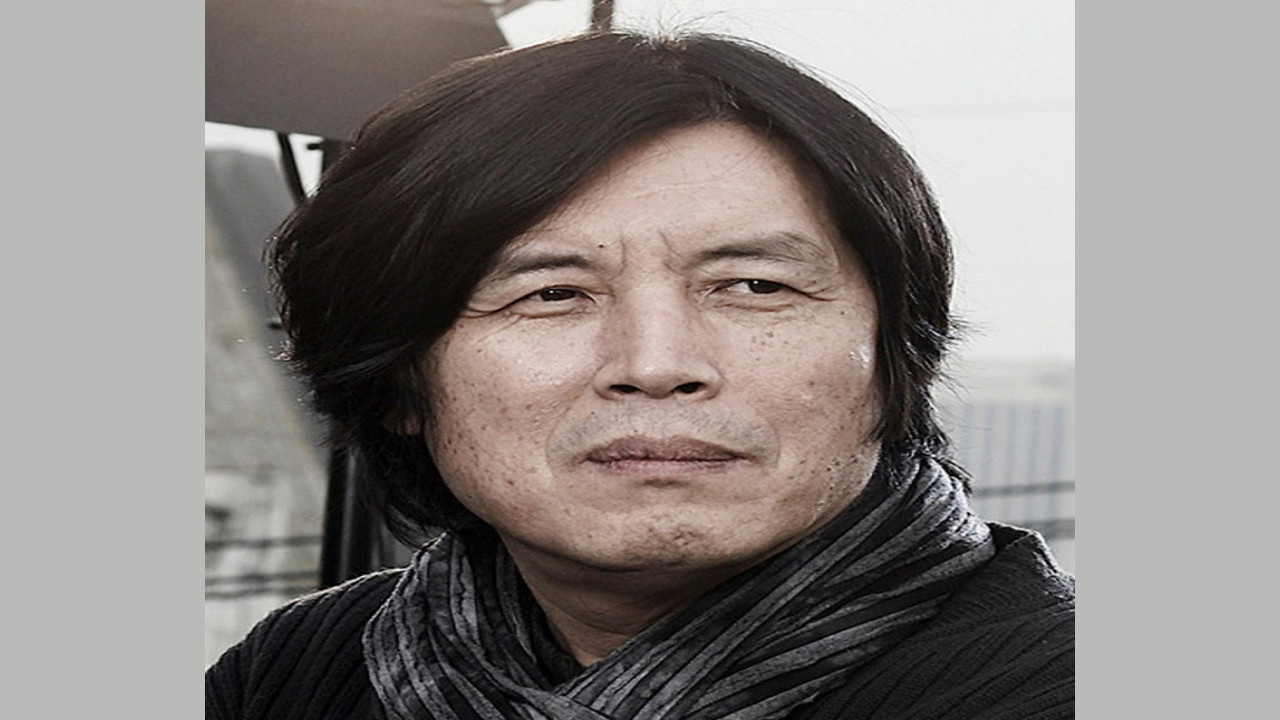 Lee Chang-dong (Director)