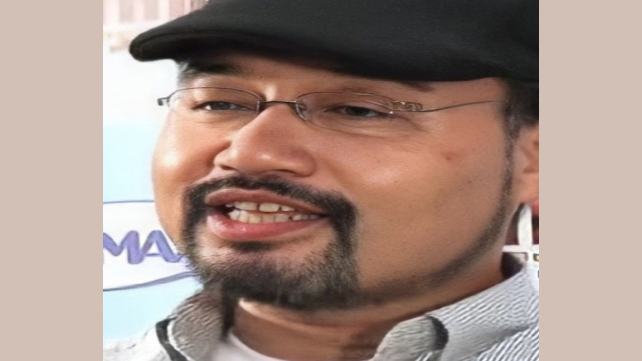 Yuzo Sato (Director)