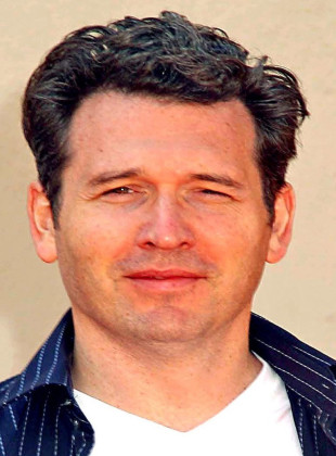 Peter Hewitt (Director)