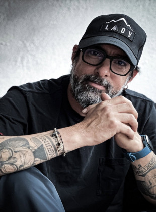 Chava Cartas (Director)