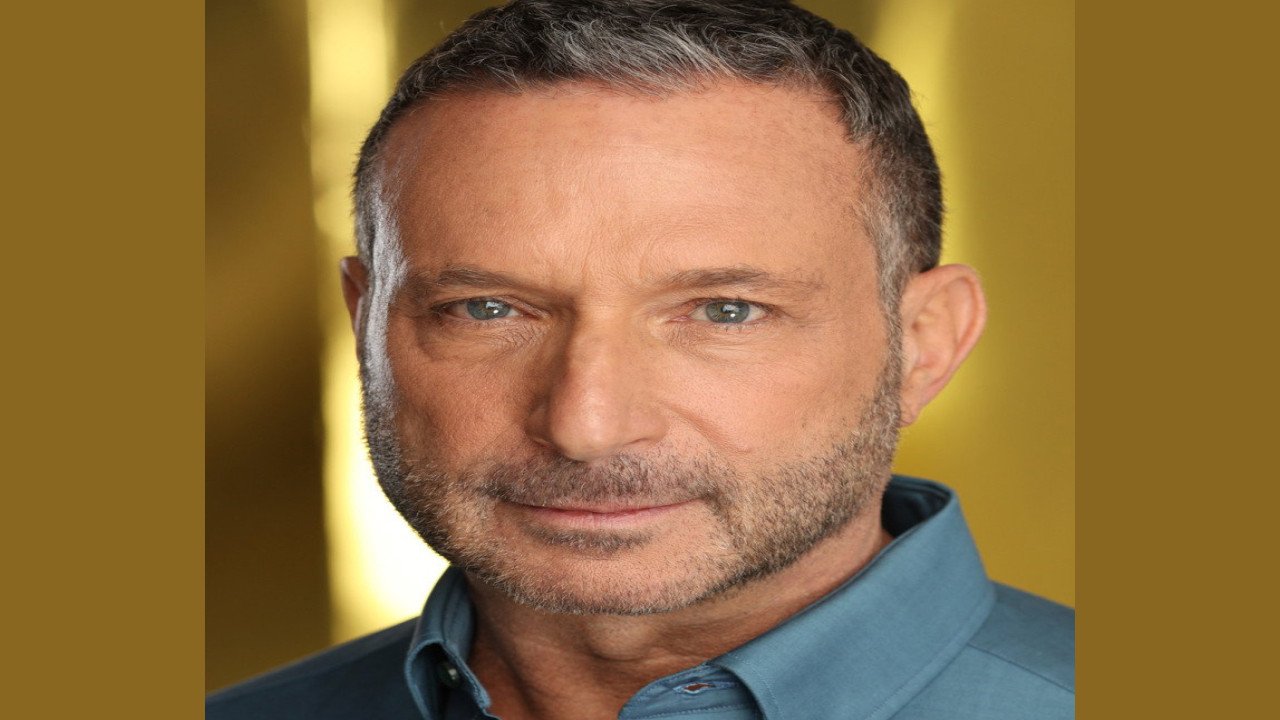 Alan Poul (Director)