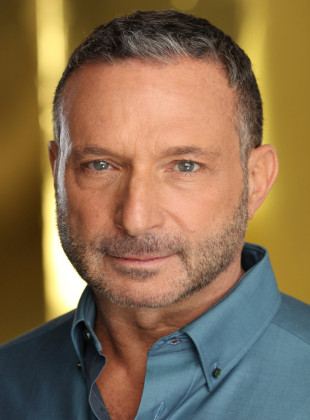 Alan Poul (Director)