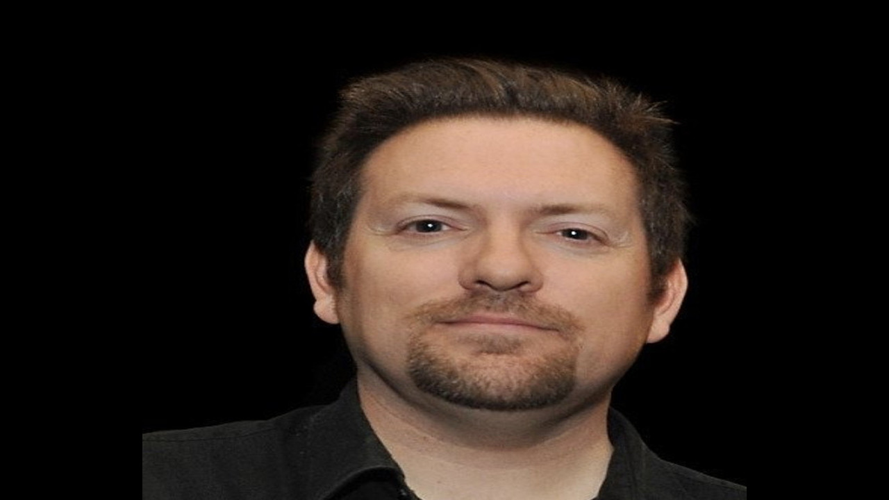 Christopher L. Yost (Guionista)