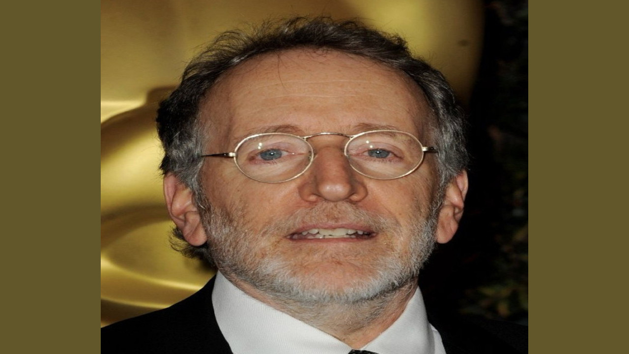 Phil Alden Robinson (Guionista)