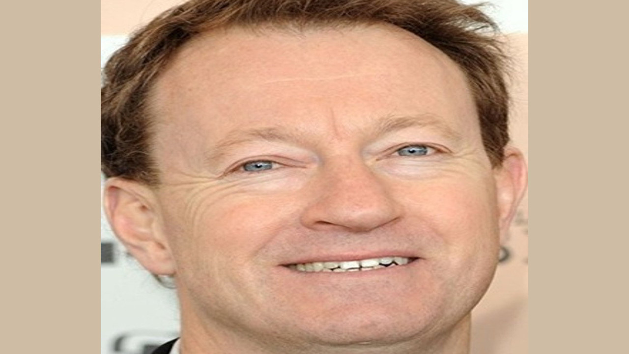 Simon Beaufoy (Guionista)