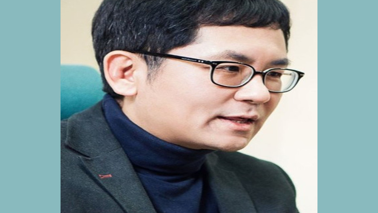 Moon Yoo-seok (Guionista)