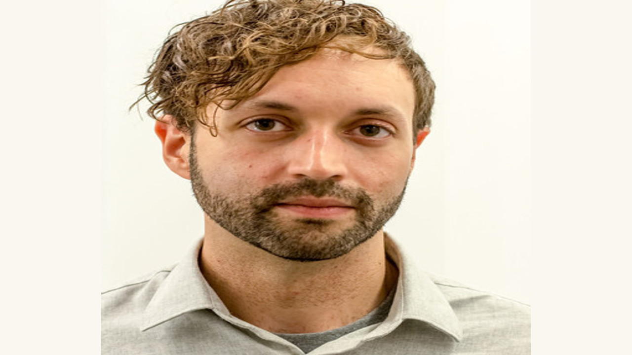 Alex Haridi (Guionista)