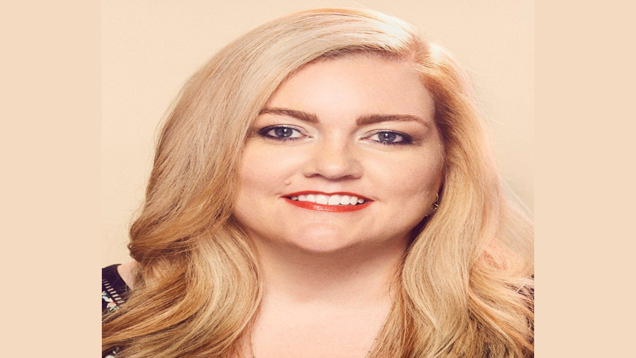 Colleen Hoover (Guionista)