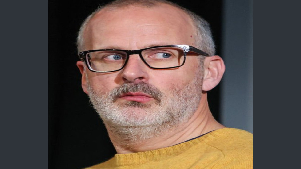 Sam Bain (Guionista)