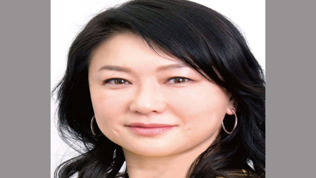Miki Miyagawa (Presentadora)