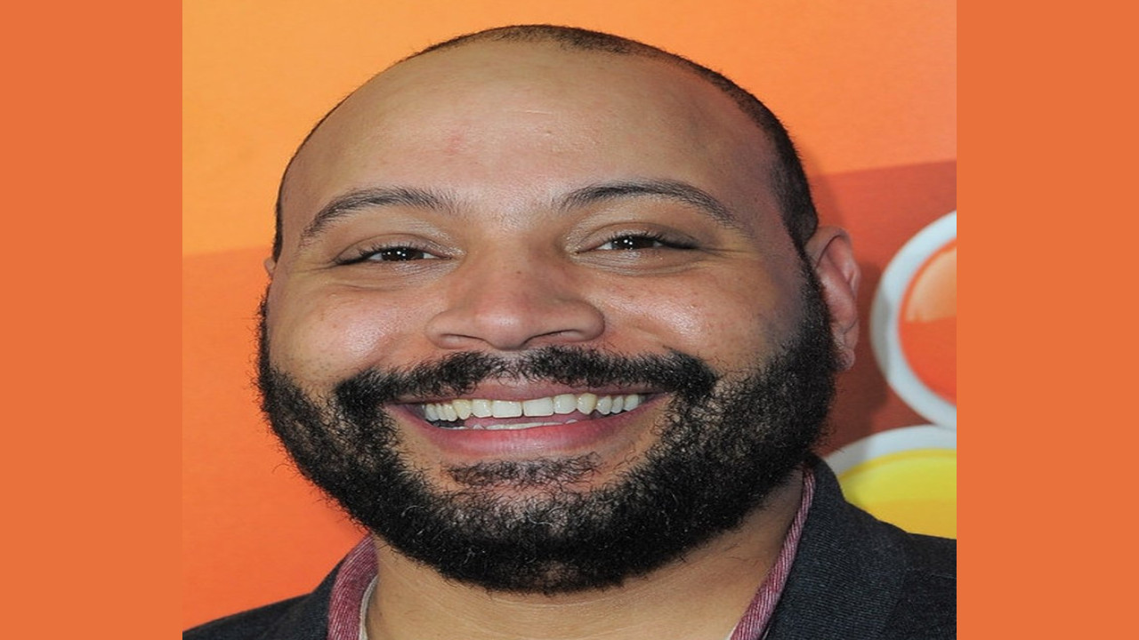 Colton Dunn (Presentador)