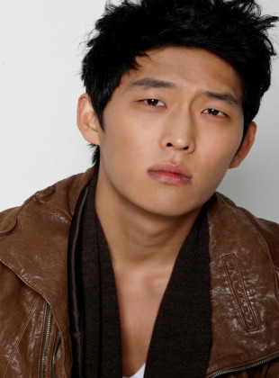 Go Jun (Presentador)
