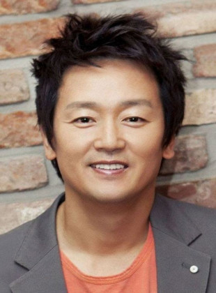 Kim Jeong-tae (Presentador)