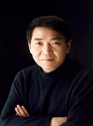 Zheng Xiaolong (Presentador)