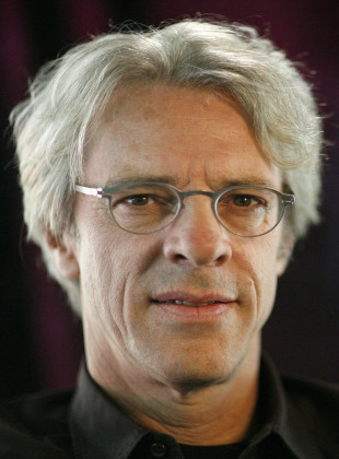 Stewart Copeland (Presentador)