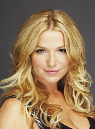 Poppy Montgomery (Presentadora)