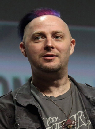 Taliesin Jaffe (Presentador)