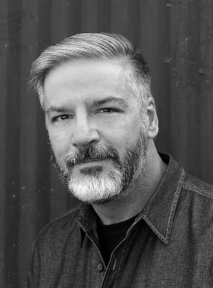 Tony Cervone (Presentador)