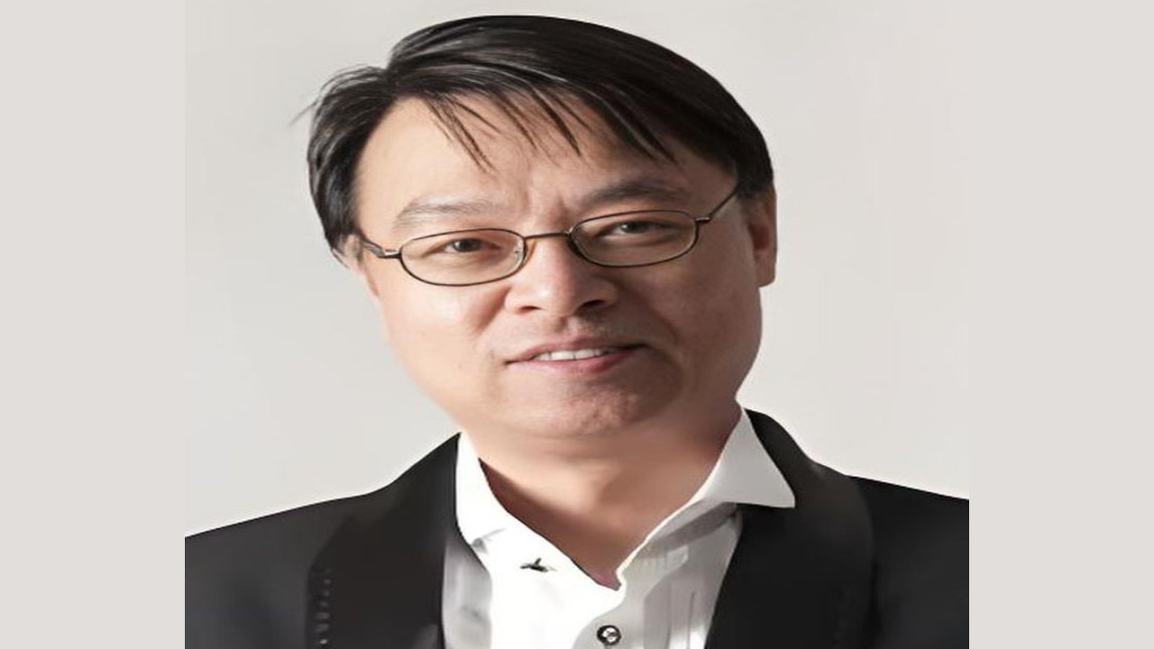 Lik-Chi Lee (Presentador)
