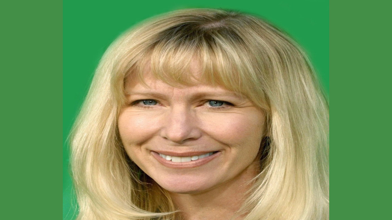 Kath Soucie (Presentadora)
