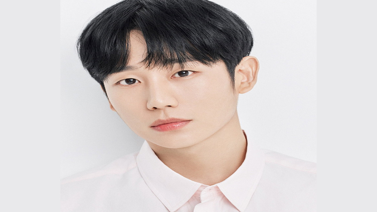 Jeong Hae-in (Presentador)