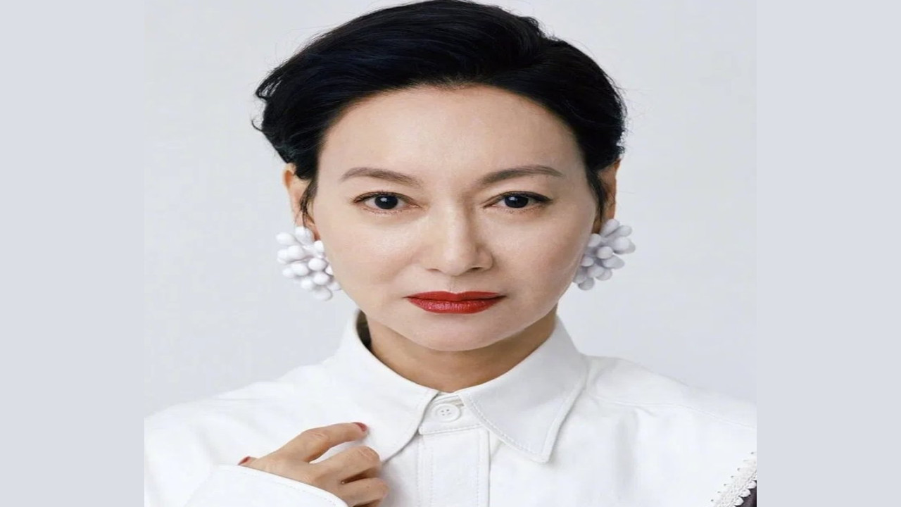 Kara Hui Ying-Hung (Presentadora)