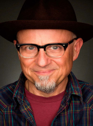 Bobcat Goldthwait (Presentador)