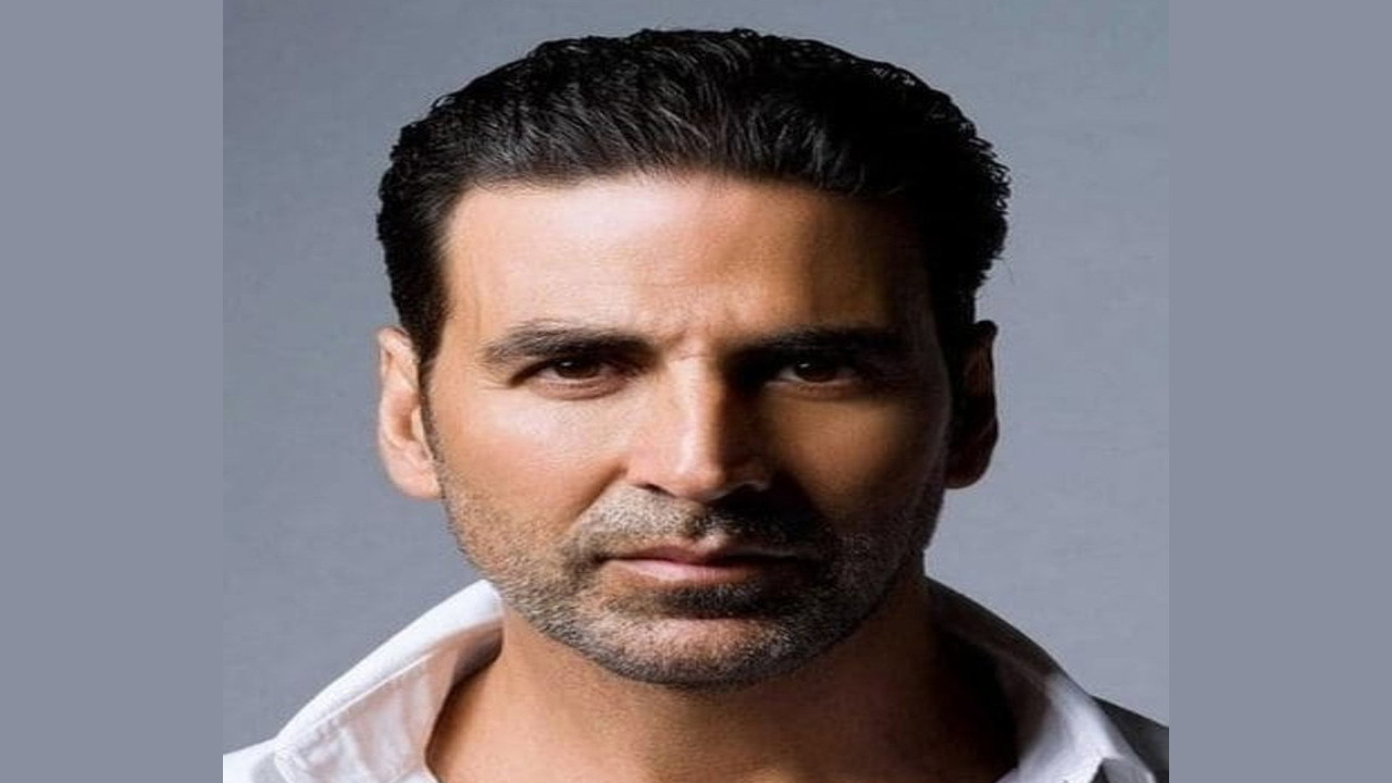 Akshay Kumar (Presentador)