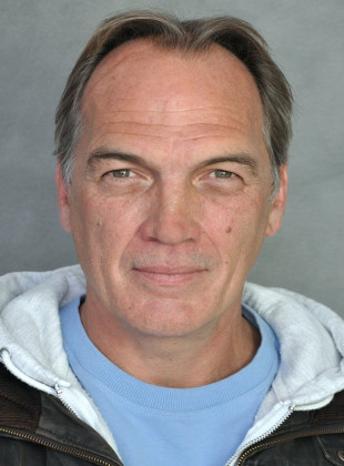 Stewart Alexander (Presentador)