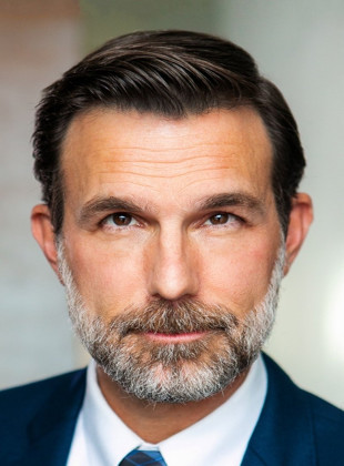 Jeff Witzke (Presentador)