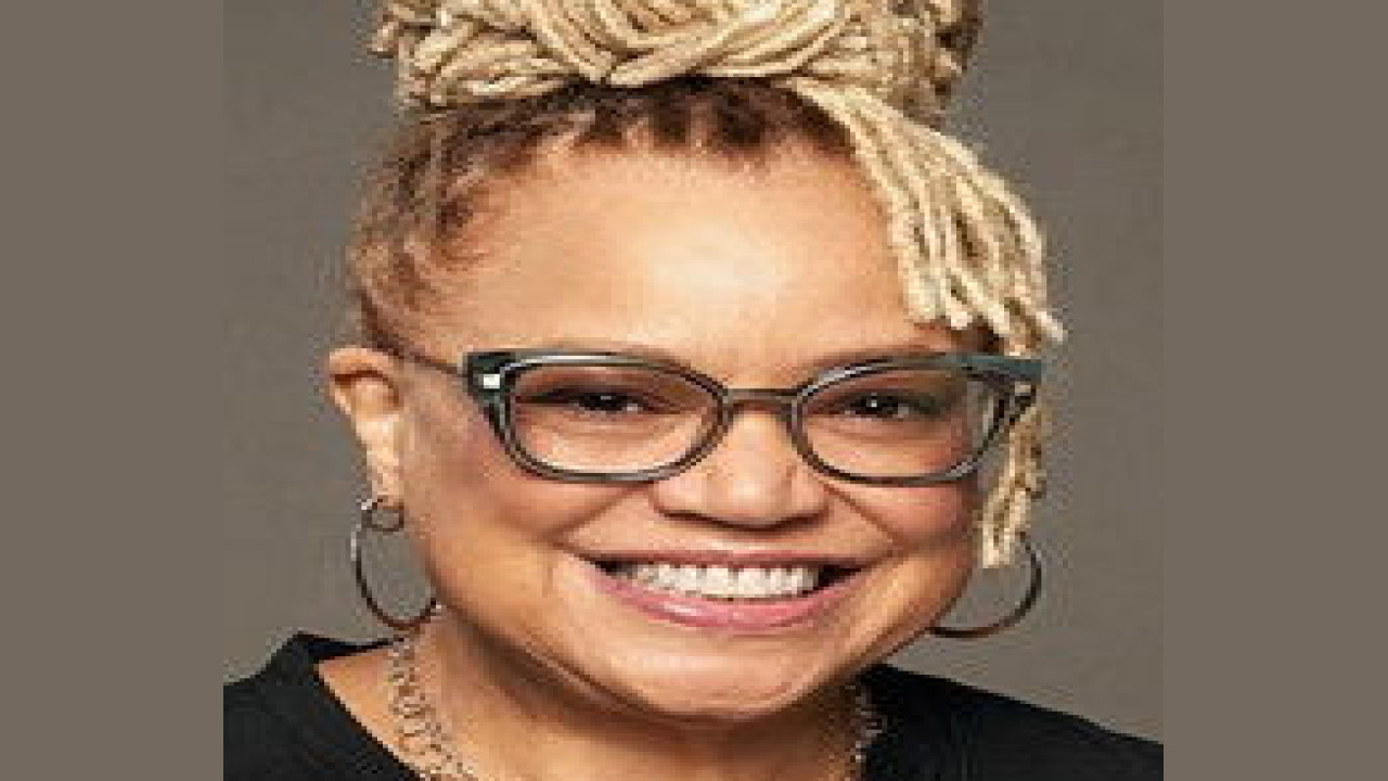 Kasi Lemmons (Presentadora)