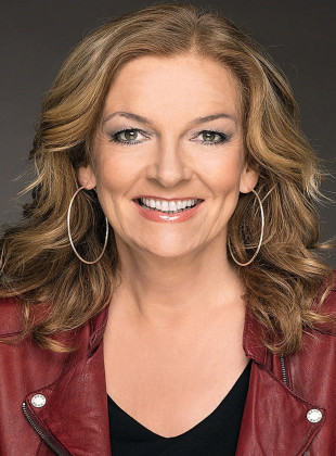 Bettina Tietjen (Presentadora)